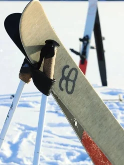 liukulumikenkä Tao 165 + Pivot siteet><noscript><img width=