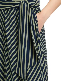 Betty Barclay Vapaa-Ajan Mekot|mekko 1750 1409 midi dark blue / green 8857