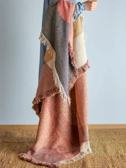 Arni Throw, Brown, Recycled Cotton><noscript><img width=