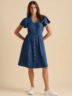 mekko Sandsfoot><noscript><img width=