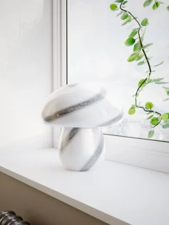 By Rydéns pöytävalaisin Mira Mushroom valkoinen / musta><noscript><img width=