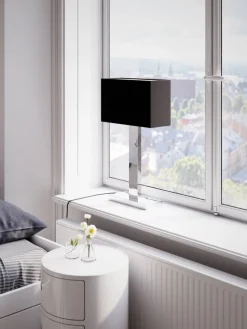 By Rydu00e9ns Sisustusvalaisimet|By Rydéns pöytävalaisin Prime 69 cm kromi/musta varjostin
