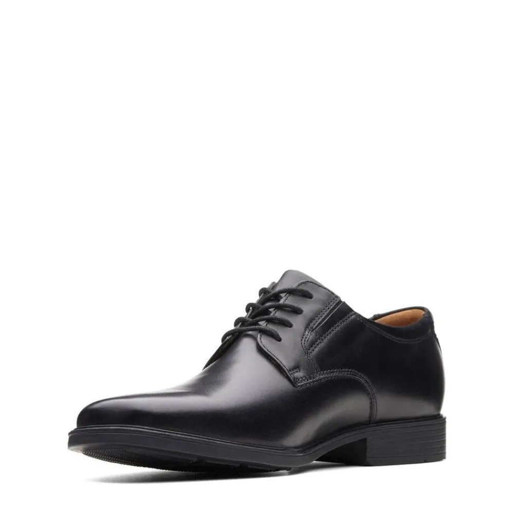 Clarks Pukukengät|pukukengät Tilden Plain Black