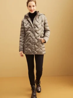 takki Malla><noscript><img width=