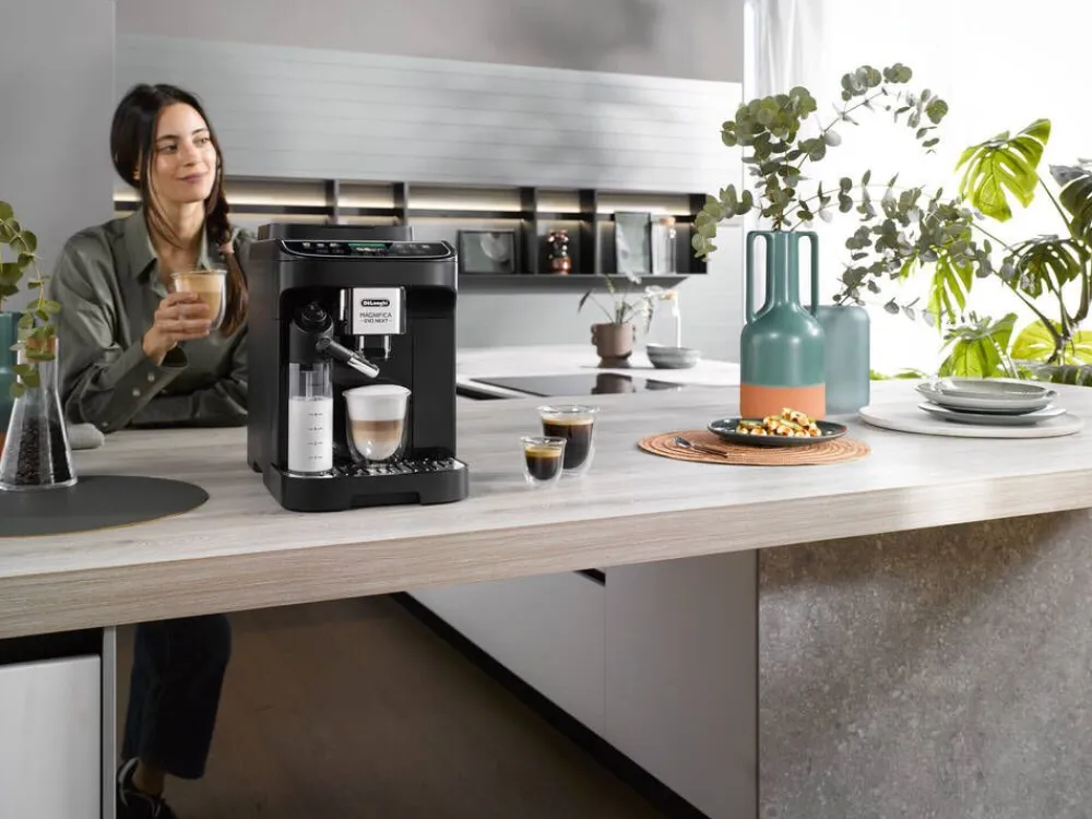 kahviautomaatti Magnifica Evo Next ECAM310.60.B>DeLonghi New