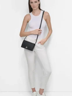 olkalaukku Etta Wallet On A String BSV><noscript><img width=