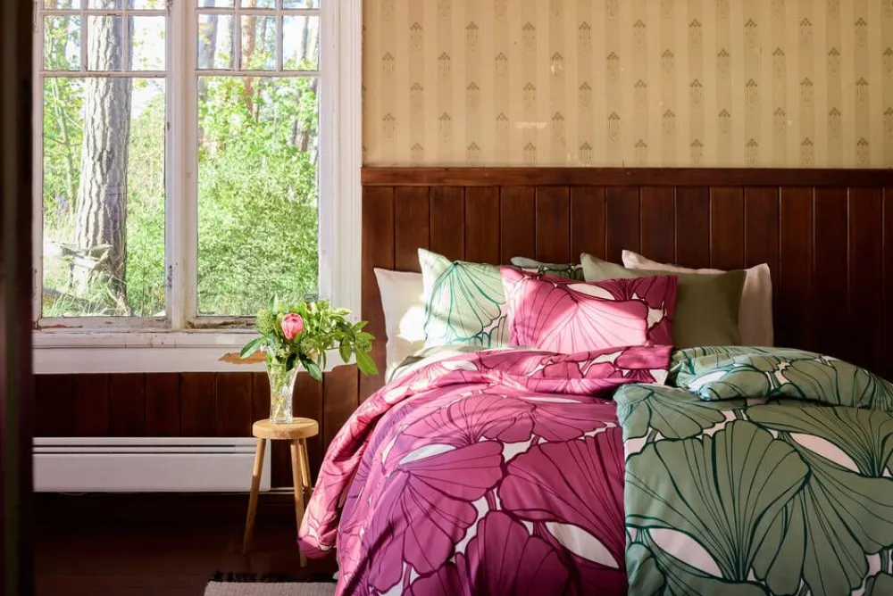 satiinipussilakanasetti Lilia 150x210+50x70 cm roo>Finlayson Best