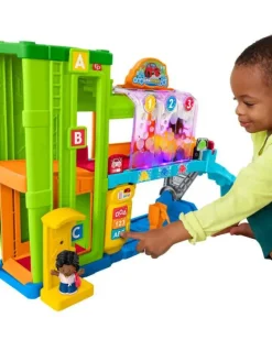 huoltoasema Little People><noscript><img width=