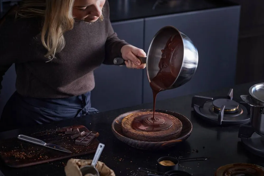 Fiskars Keittoastiat|All Steel kastikekasari 2 L/20 cm