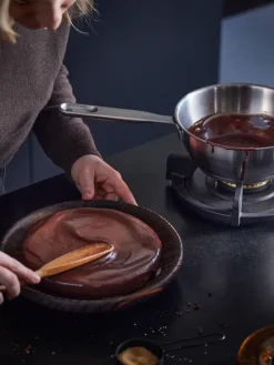 Fiskars Keittoastiat|All Steel kastikekasari 2 L/20 cm