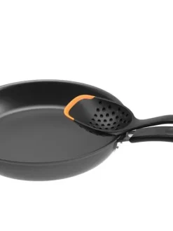 Functional Form Reikäkauha>Fiskars