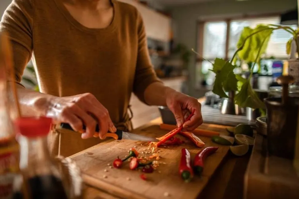 Fiskars Veitset Ja Leikkuulaudat|Functional Form vihannesveitsi 11 cm