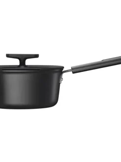 Hard Face kasari 1,8 l kannella>Fiskars Best