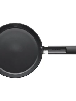 Hard Face ohukais- /omelettipannu 22 cm>Fiskars Clearance