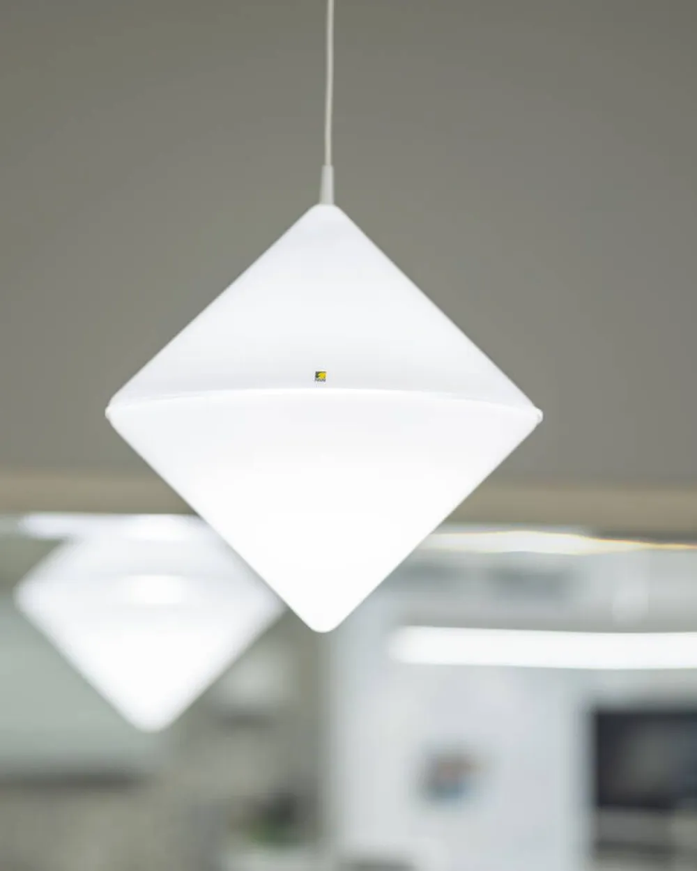 Diamond Ø 420 mm riippuvalaisin opal>Fosto Clearance