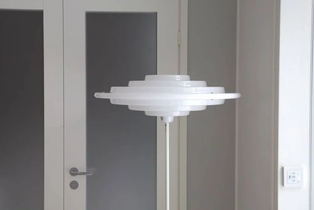 Fosto Sisustusvalaisimet|Luoto Ø 660 mm lattiavalaisin opal