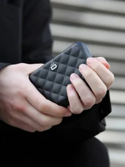 u00d6gon Lompakot|Ögon korttikotelo QB Lady Case Black