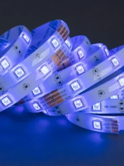 RGB LED-nauha 5 m kaukosäädin IP20><noscript><img width=