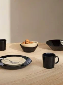 Iittala Astiat|Teema musta Lautanen 21 cm