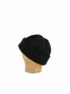 hattu Teddy><noscript><img width=
