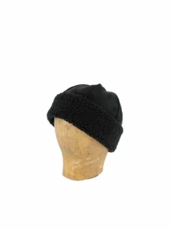 hattu Teddy><noscript><img width=