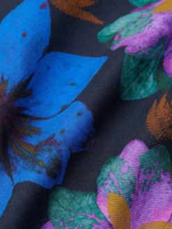 mekko Nancee><noscript><img width=