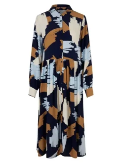 mekko Nejane><noscript><img width=