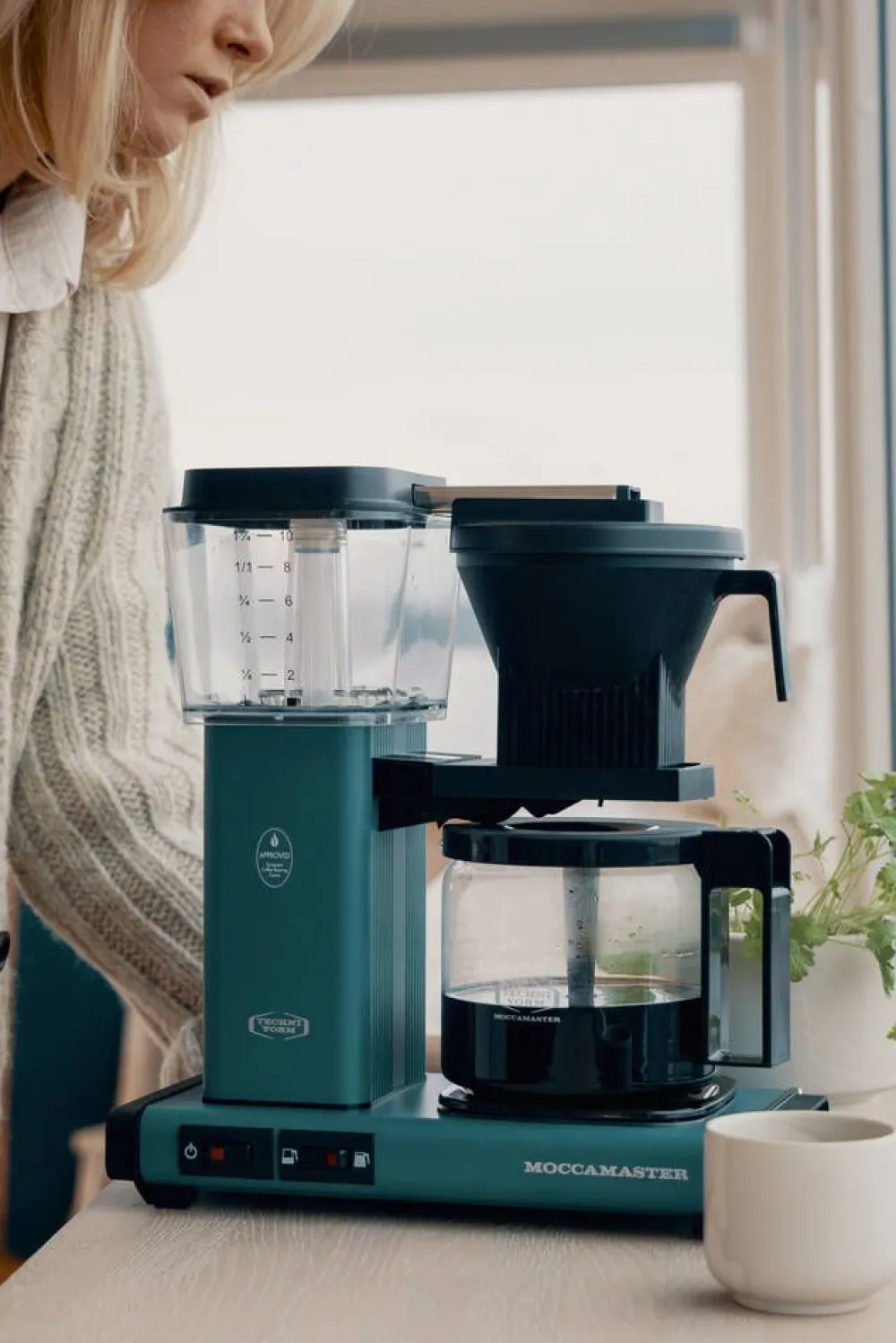 Moccamaster kahvinkeitin Optio The color of the year>