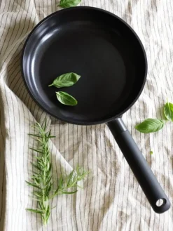 Opa Paistoastiat|paistinpannu Cerabasic 26 cm