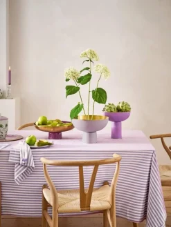 pöytäliina Stripes 160x250 cm Lilac><noscript><img width=