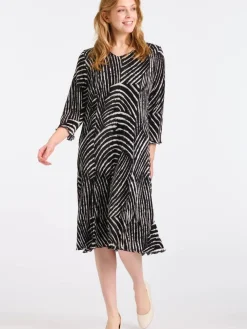 Shenina Lyhyet Juhlamekot|mekko MIIRA 513 5 Musta / Valkoinen