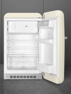 retrojääkaappi FAB10RCR5, kerma, oikea>Smeg Outlet