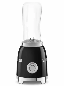 tehosekoitin kahdella 600 ml pullolla, musta PBF01BLEU>Smeg