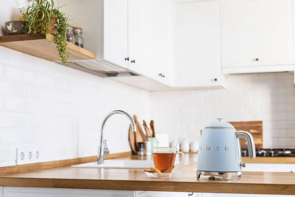 Smeg Kahvi Ja Kuumat Juomat|vedenkeitin KLF05PBEU 0,8 L sininen