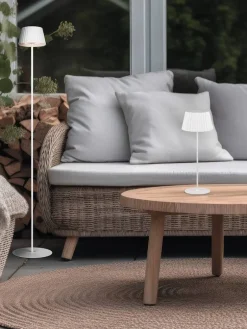 Trio Lighting Sisustusvalaisimet|LED ulkopöytävalaisin Suarez mattavalkoinen la