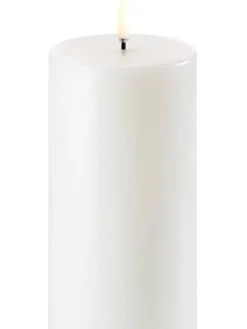 Uyuni Koriste- Ja Kausivalot|LED pöytäkynttilä 7,8x20 cm valkea smooth