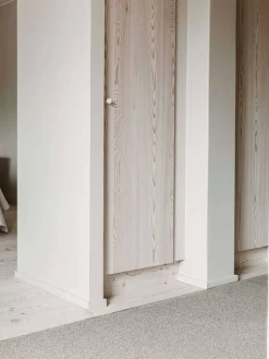 VM-Carpet Käytävämatot|Duuri 4713 v.beige, kantti 5978, 80*300 cm