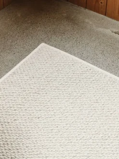 VM-Carpet Keskilattiamatot|Hehku, 69 valkoinen 133*200 cm, kantti 1 B