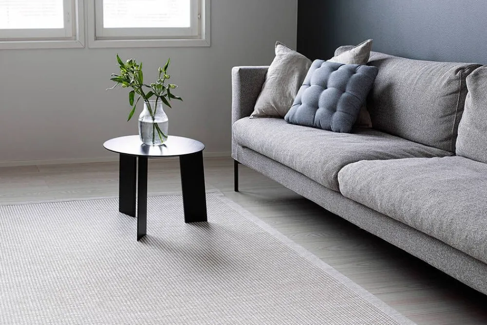 Lyyra 52 valkoinen 160*230 cm, kantti 1>VM-Carpet Outlet