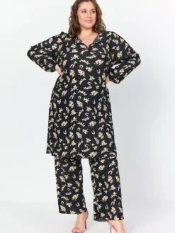 mekko Charlie 3>Wasabi Online