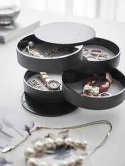 korulipas musta>Yamazaki Sale